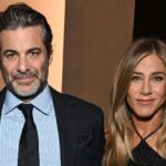 Jennifer Anistons romance with Jim Curtis faces celebrity relationship trap, expert warns